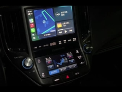 কসমো টয়োটা ক্রাউন ওয়্যারলেস কারপ্লে ডেমো